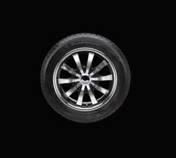 265/60R18 Kumho Solus KL21